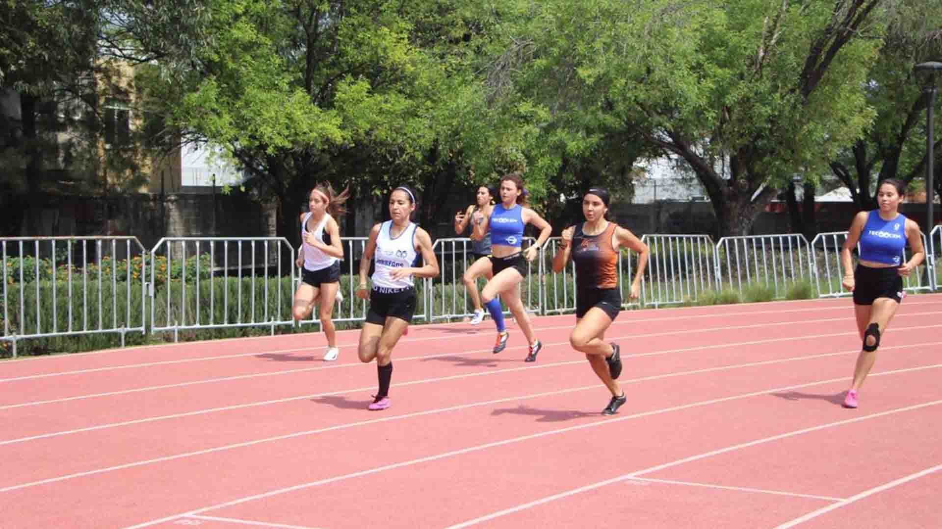 Velocistas del Tec de Monterrey suman medallas en Conadeip