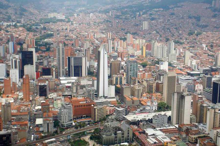 vista panoramica de medellin colombia