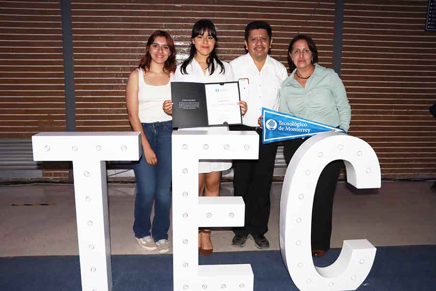 Viviana Carrizales recibió una beca de Excelencia al Talento Académico para estudiar en el campus Monterrey.