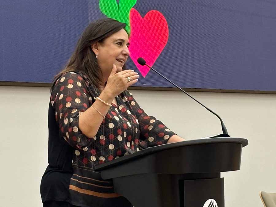  Felisa González, directora del Centro de Reconocimiento de la Dignidad Humana