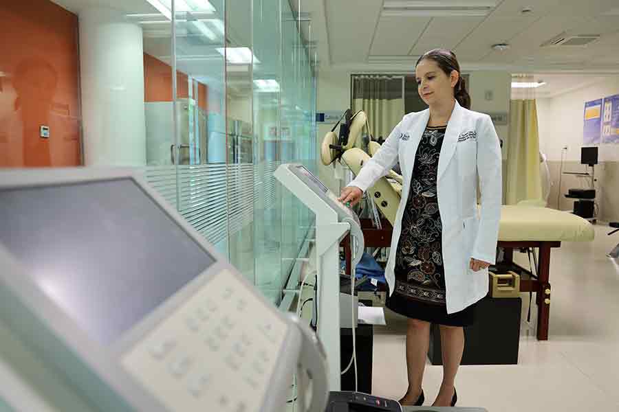 Yareni Gutiérrez, profesora del Tec Guadalajara que impulsa la innovación desde la nutrición.