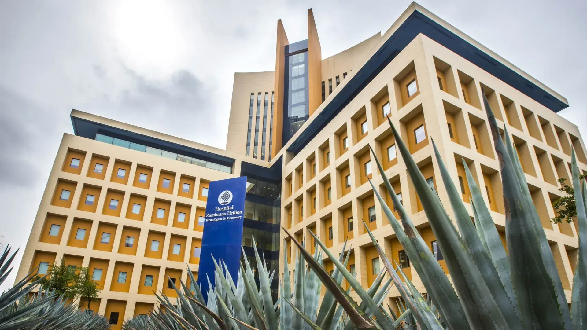 Hospital Zambrano Hellion de TecSalud.