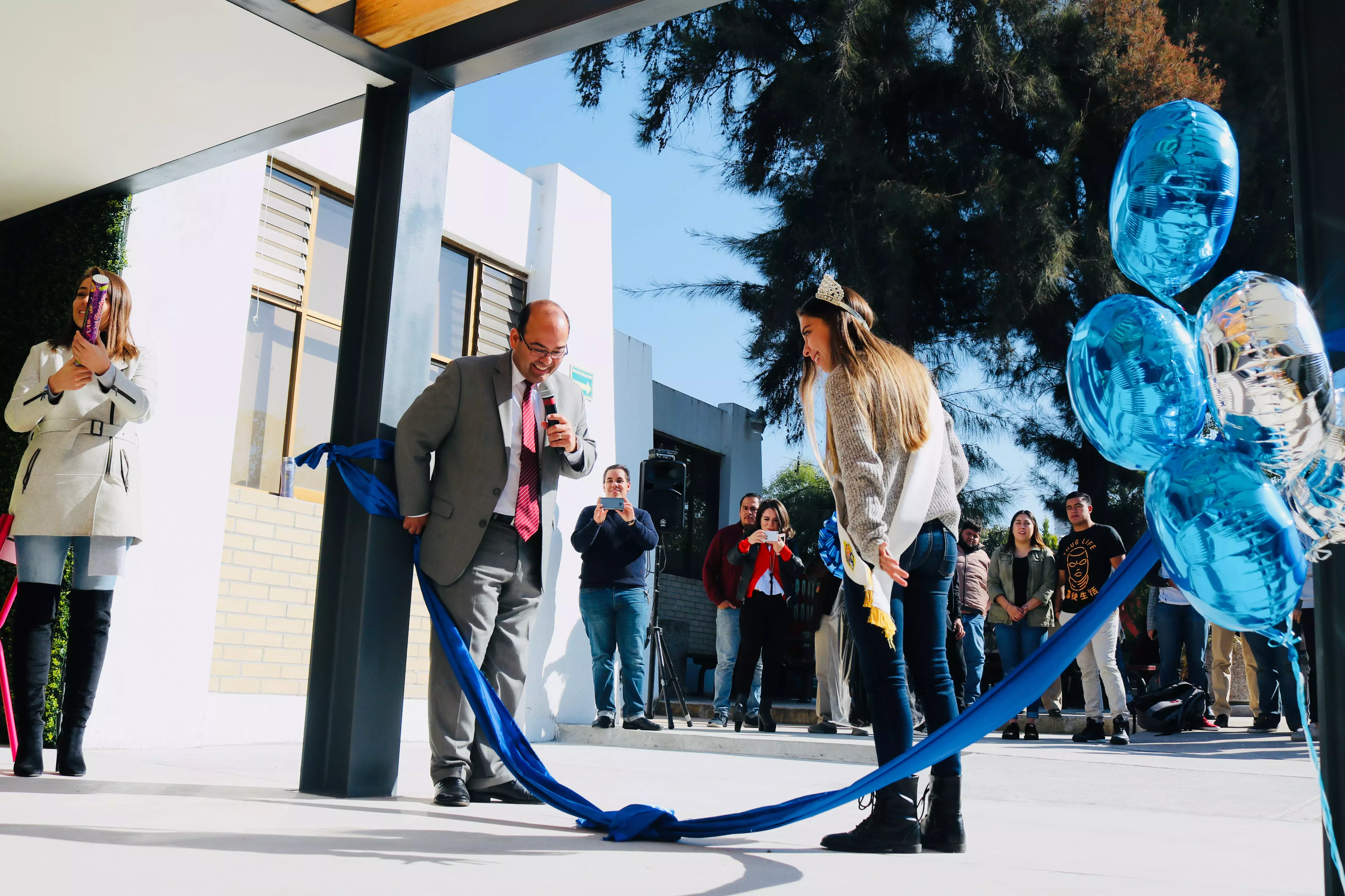 Inauguración Pabellón 