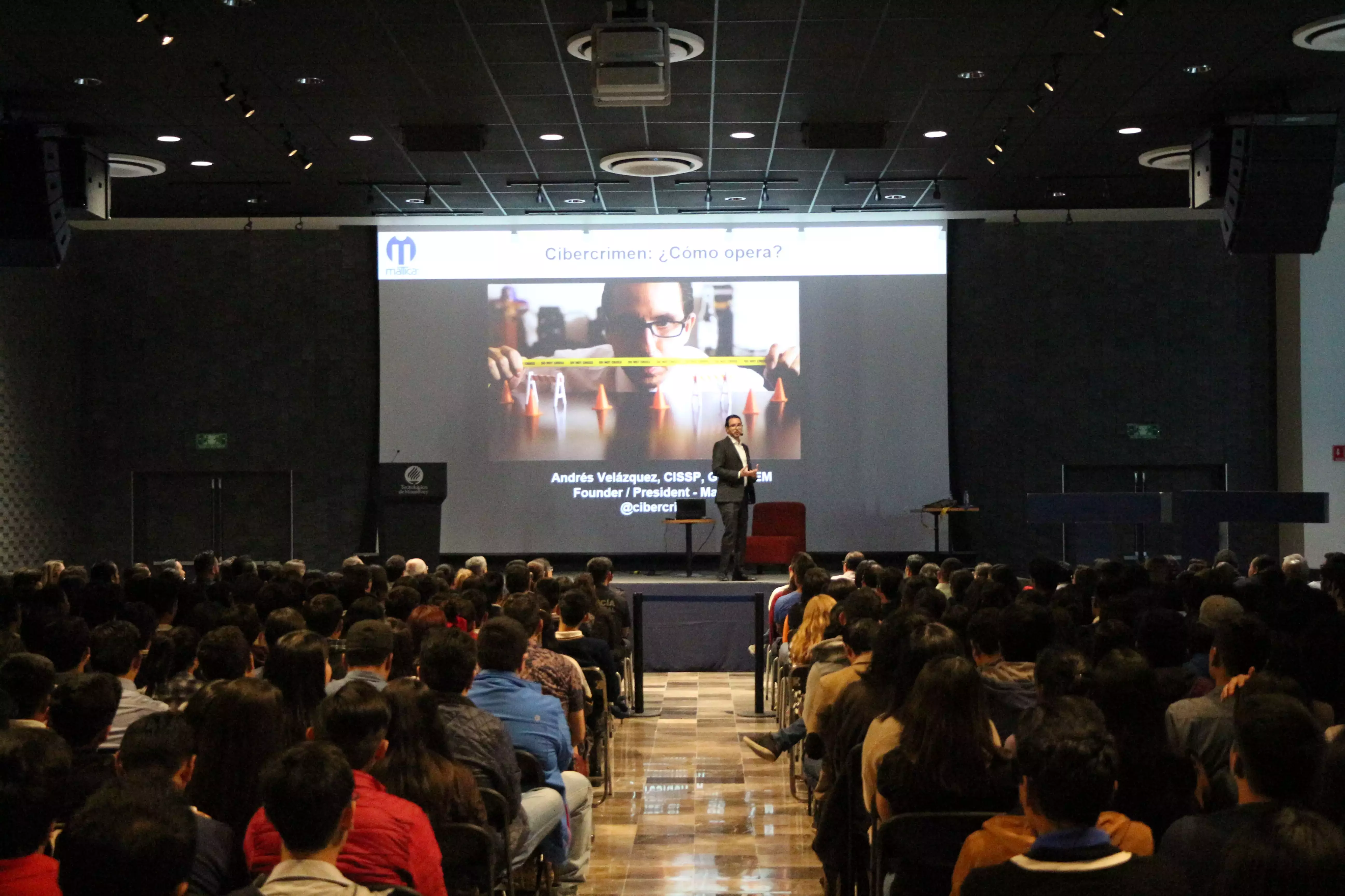 Conferencia Cibercrimen ¿Cómo opera?