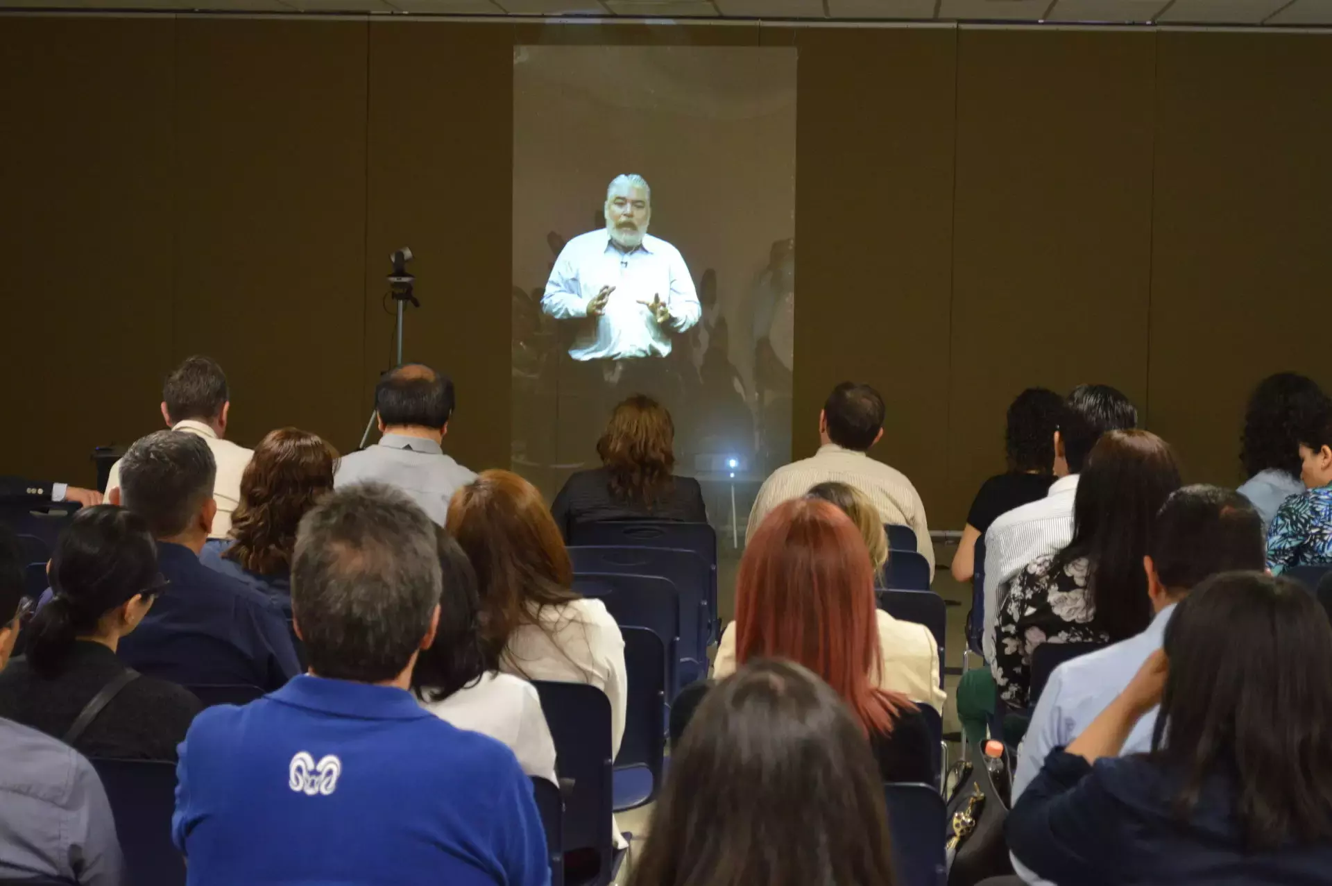 Buscan innovación educativa con nuevas tecnologías