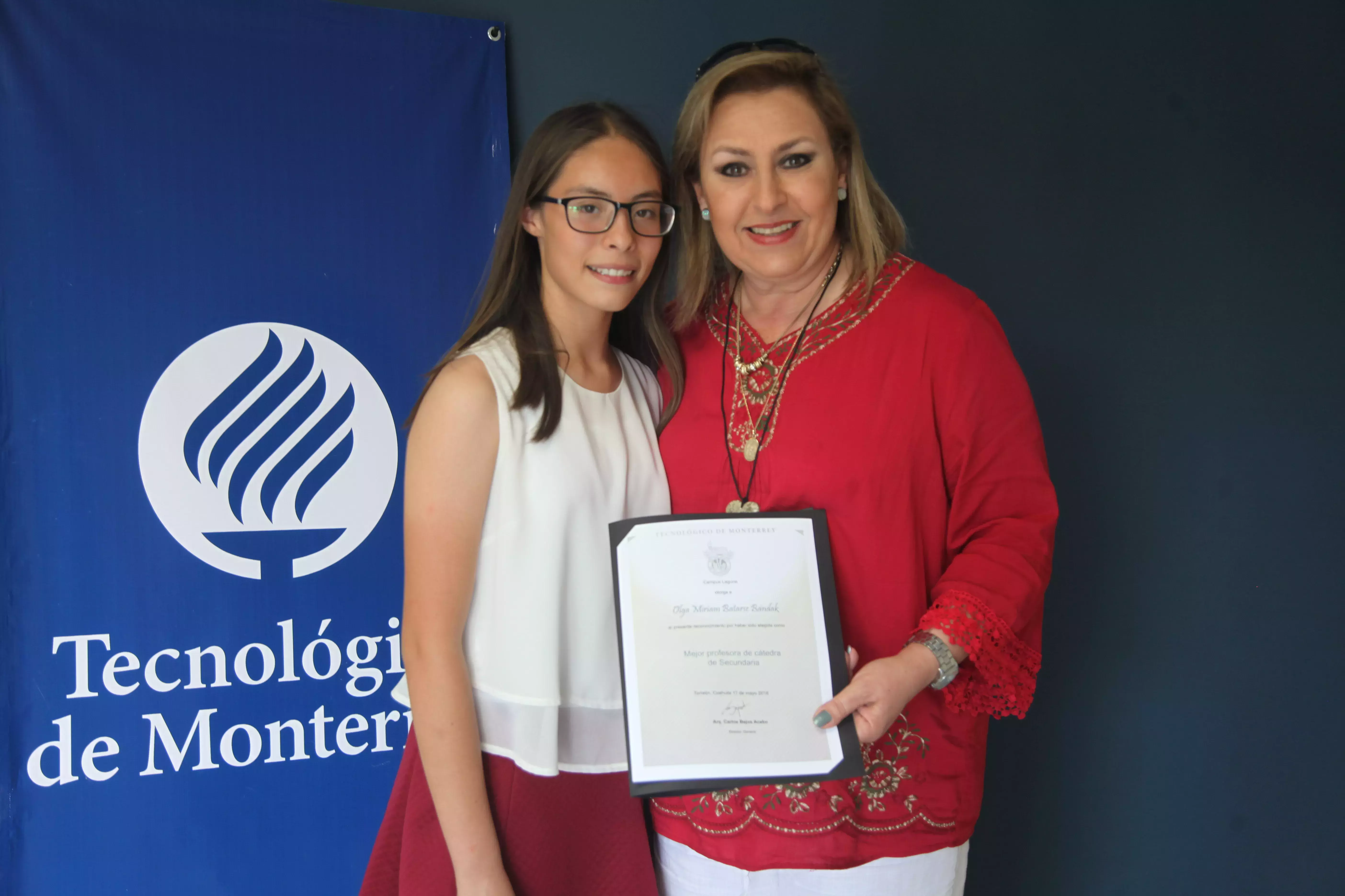 Reconocen vocación de profesores del Campus Laguna