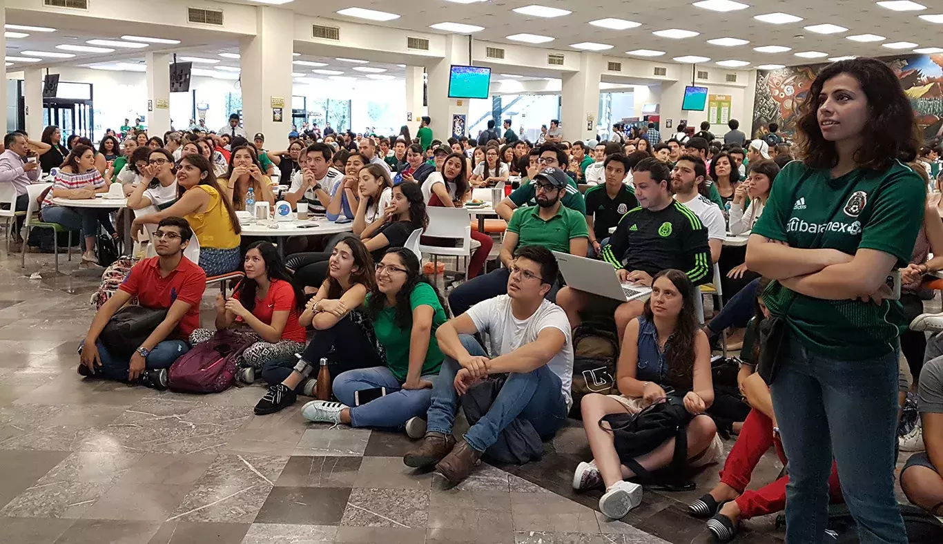 Comunidad Tec vivió el ambiente mundialista en el partido de México contra Suecia