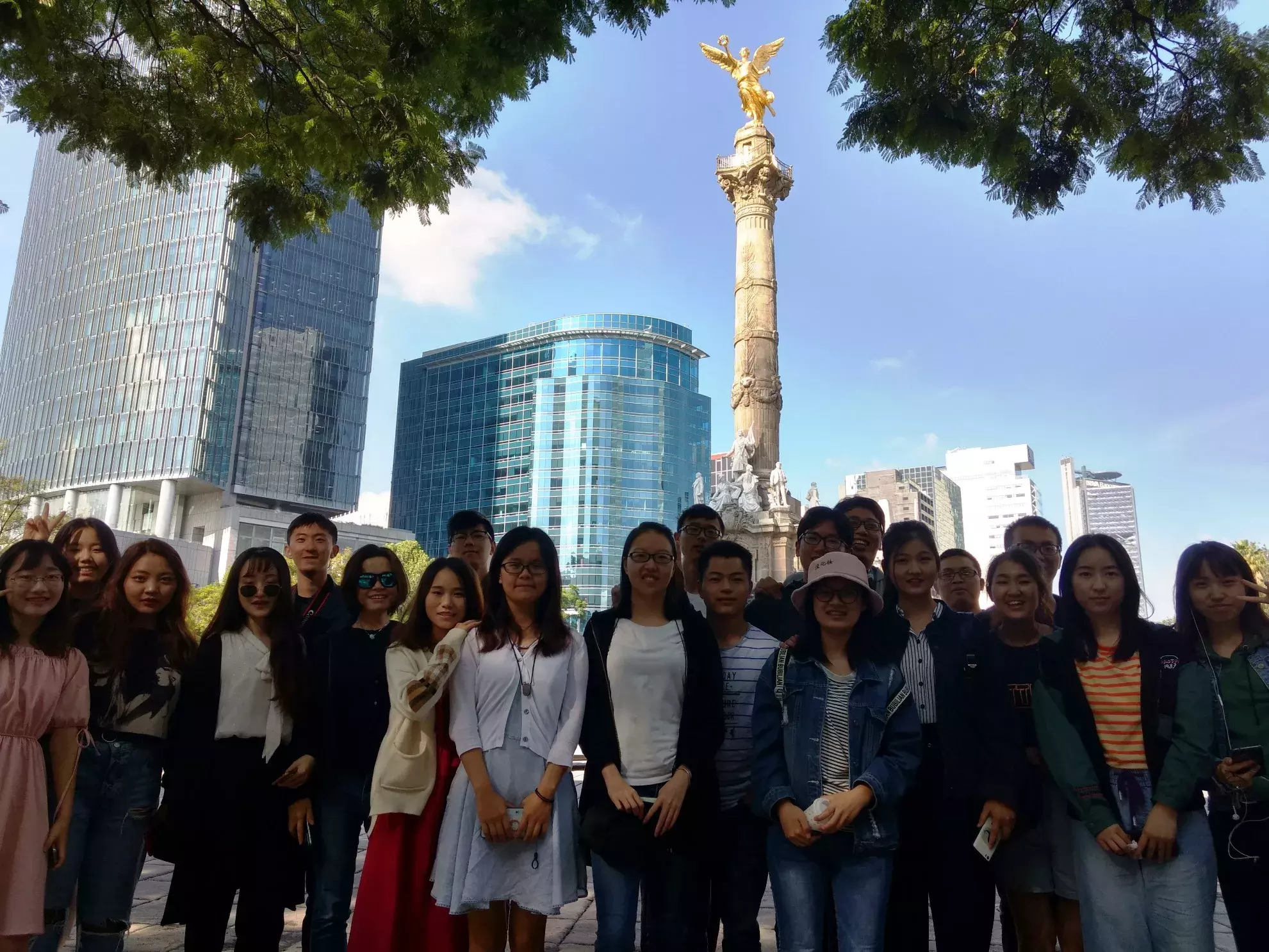 Fotogalería visita Universidad de Fudán