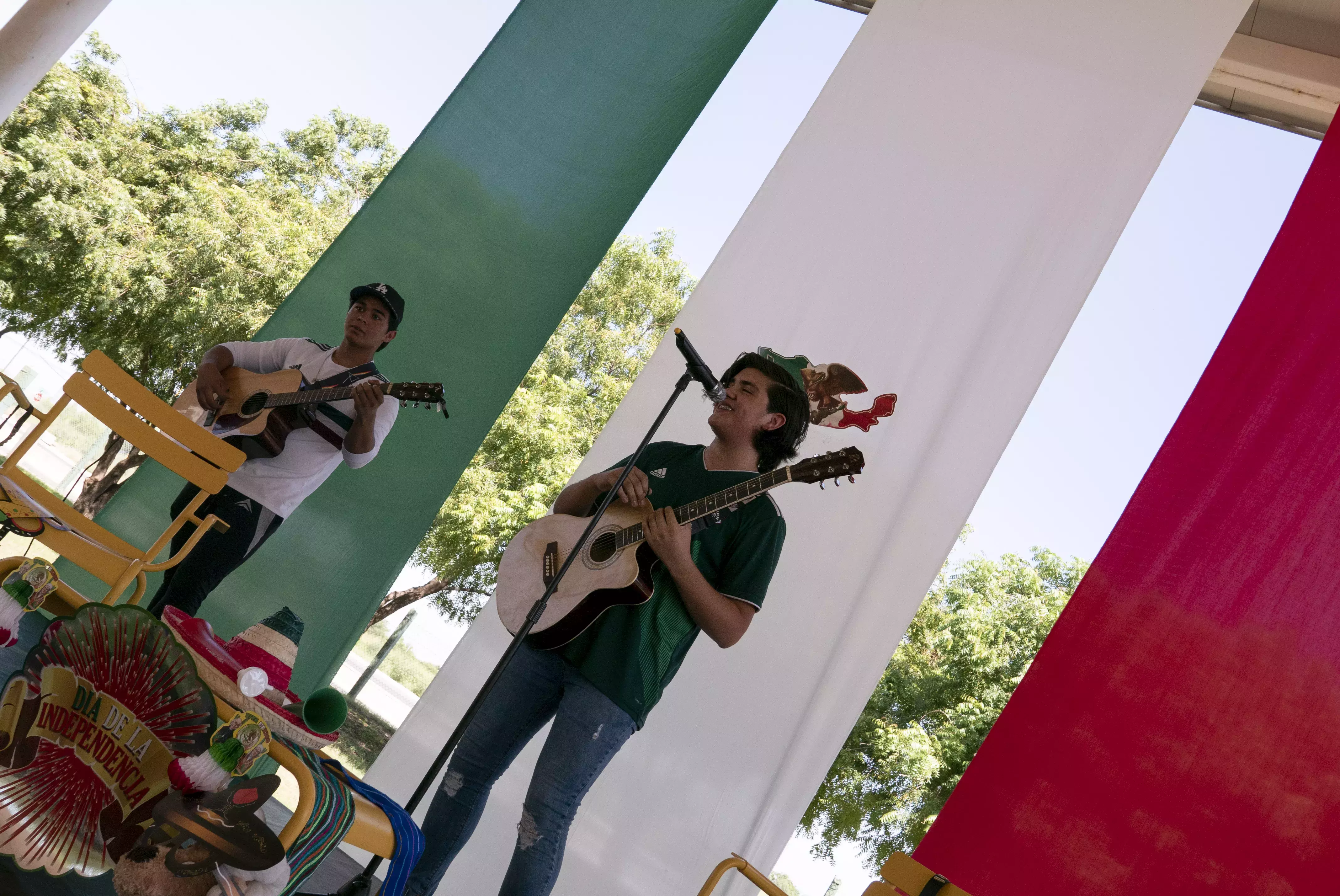 Luce tu amor por México