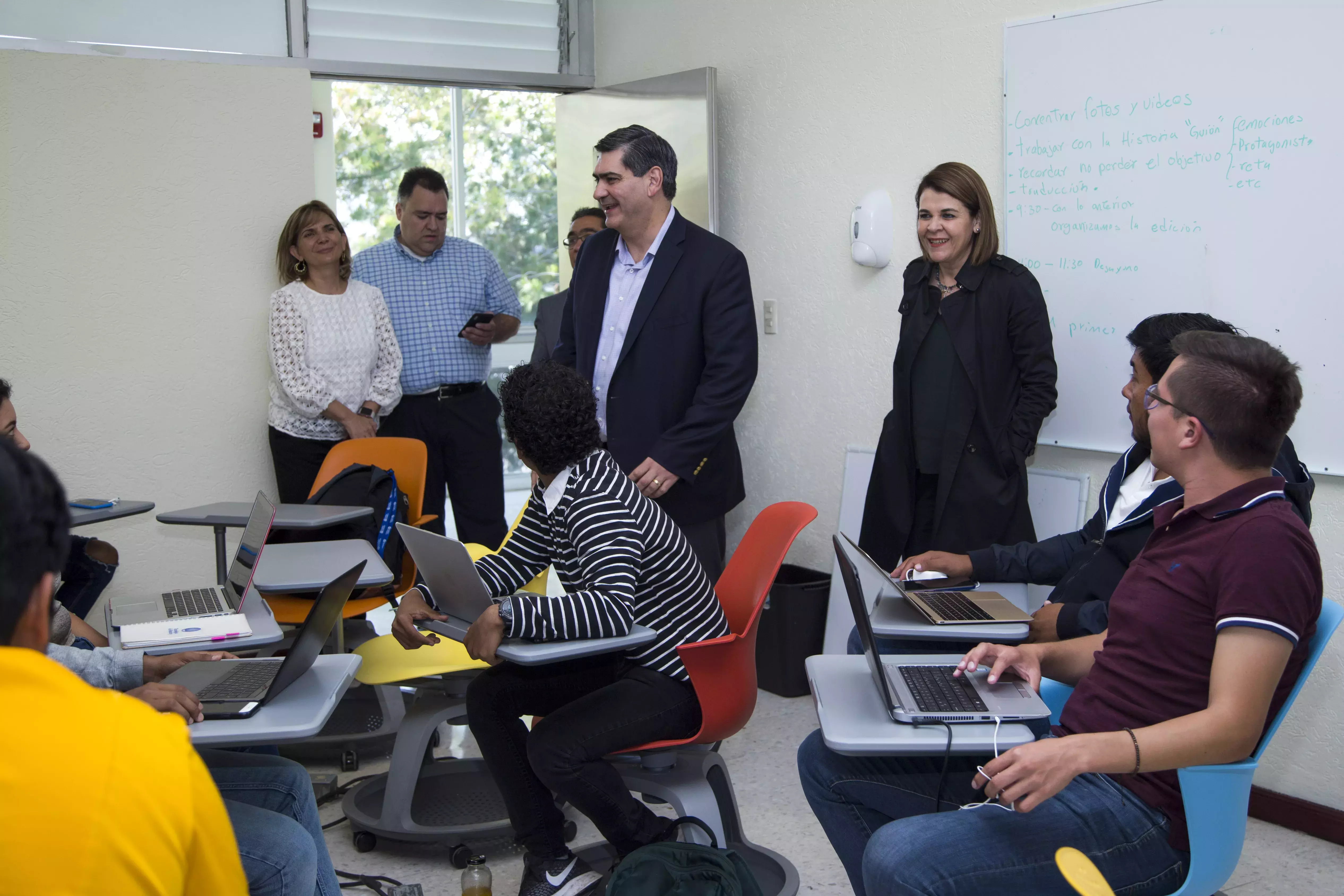 David Garza visita campus Hidalgo 