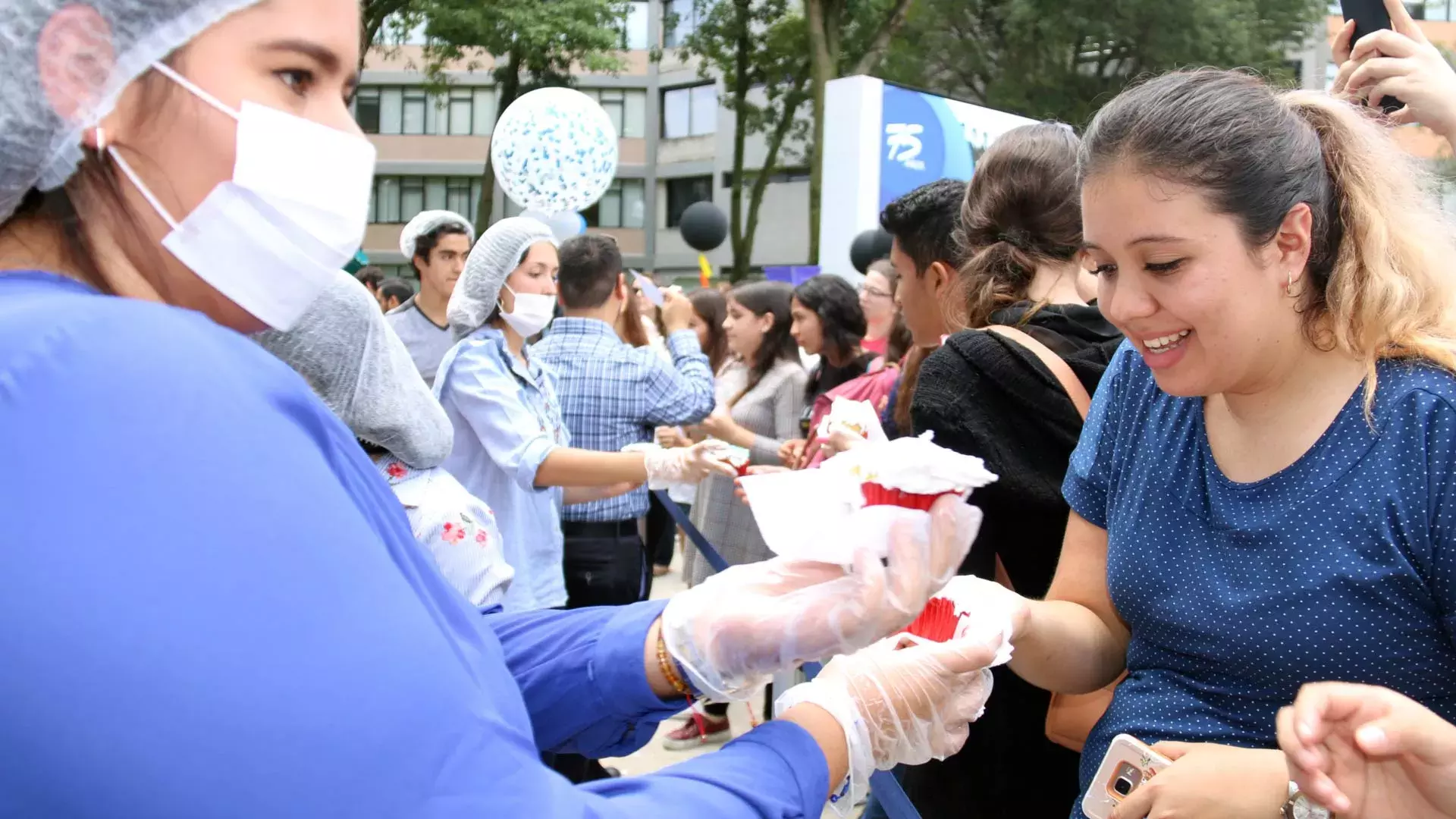 Los alumnos festejaron junto con el Tec la fecha del 75 aniversario.