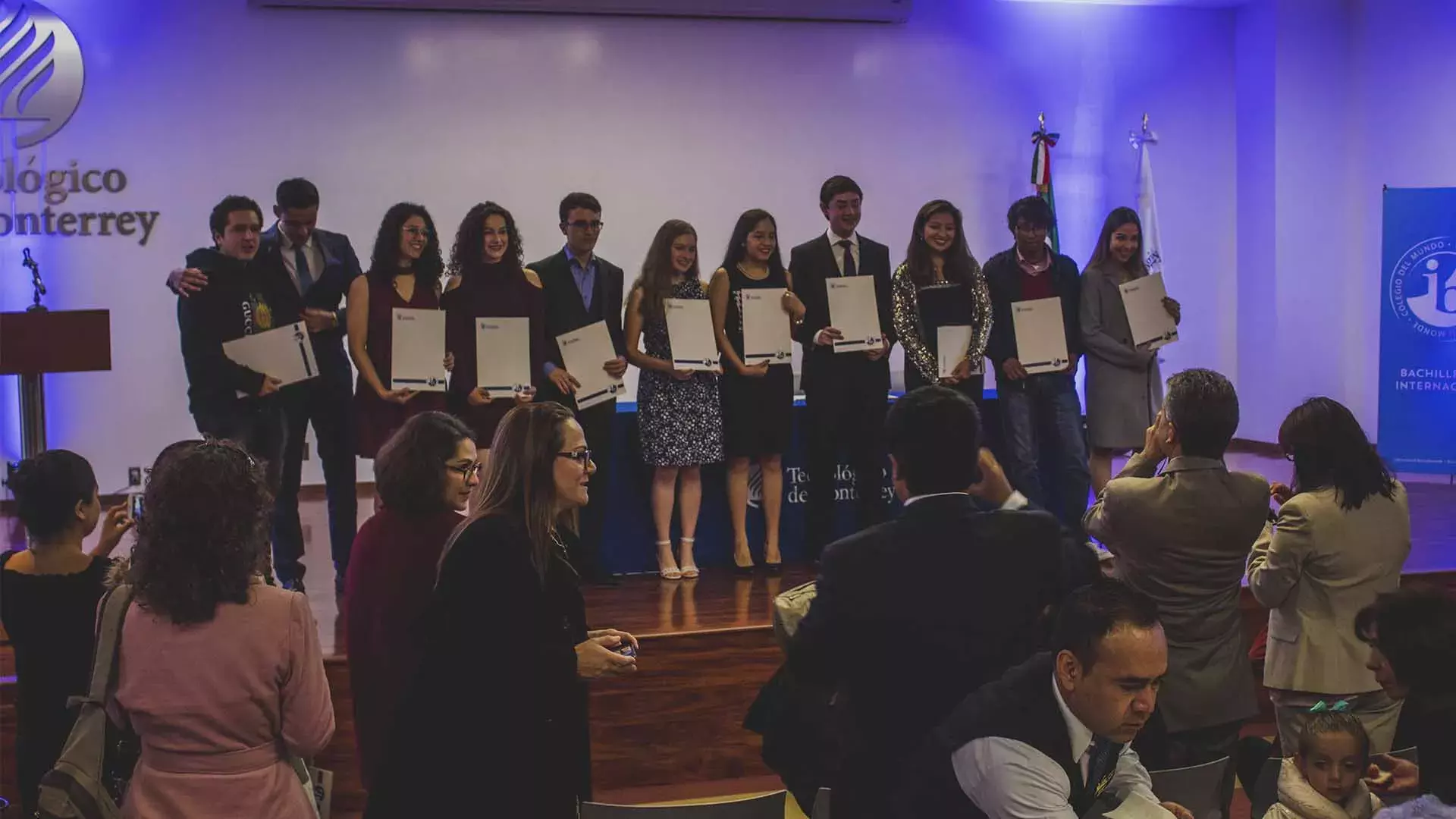 Entrega de diplomas del Bachillerato Internacional