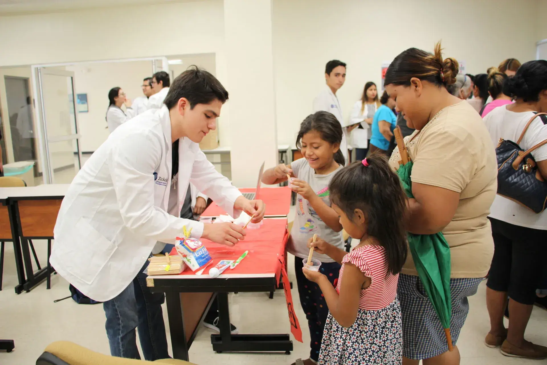 Feria salud semana i stand dental