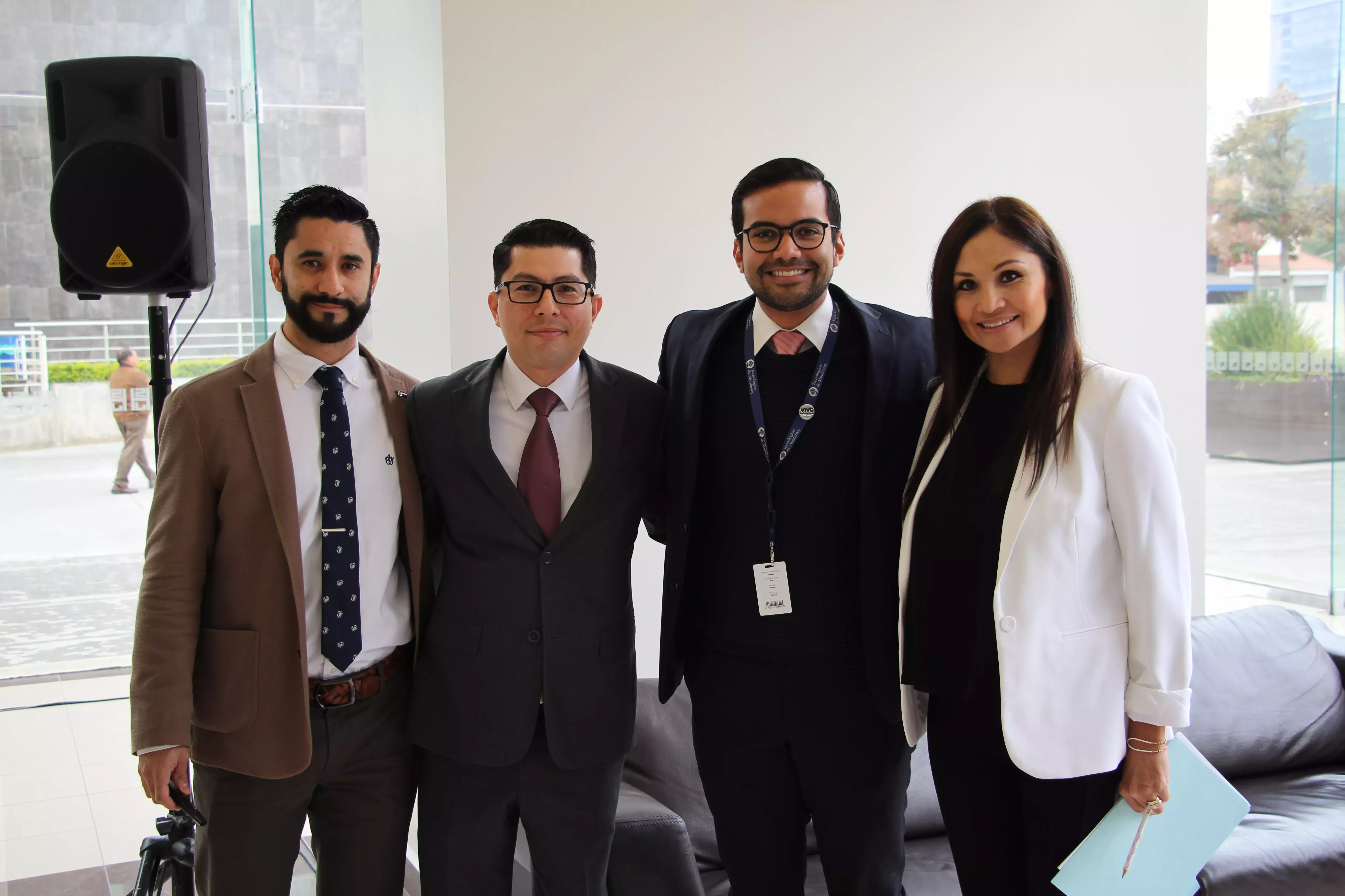 Dr. Omar Peña Curiel, Oncología médica, Dr. Carlos Villegas Cruz, Ginecología Oncológica, Ing. Ricardo Marroquín, Director de Operaciones y Experiencia del Paciente Hospital San José y la  Lic. Brenda Ponce Coordinadora de Comunicación de la Asociación Mexicana de Lucha contra el Cáncer A.C.