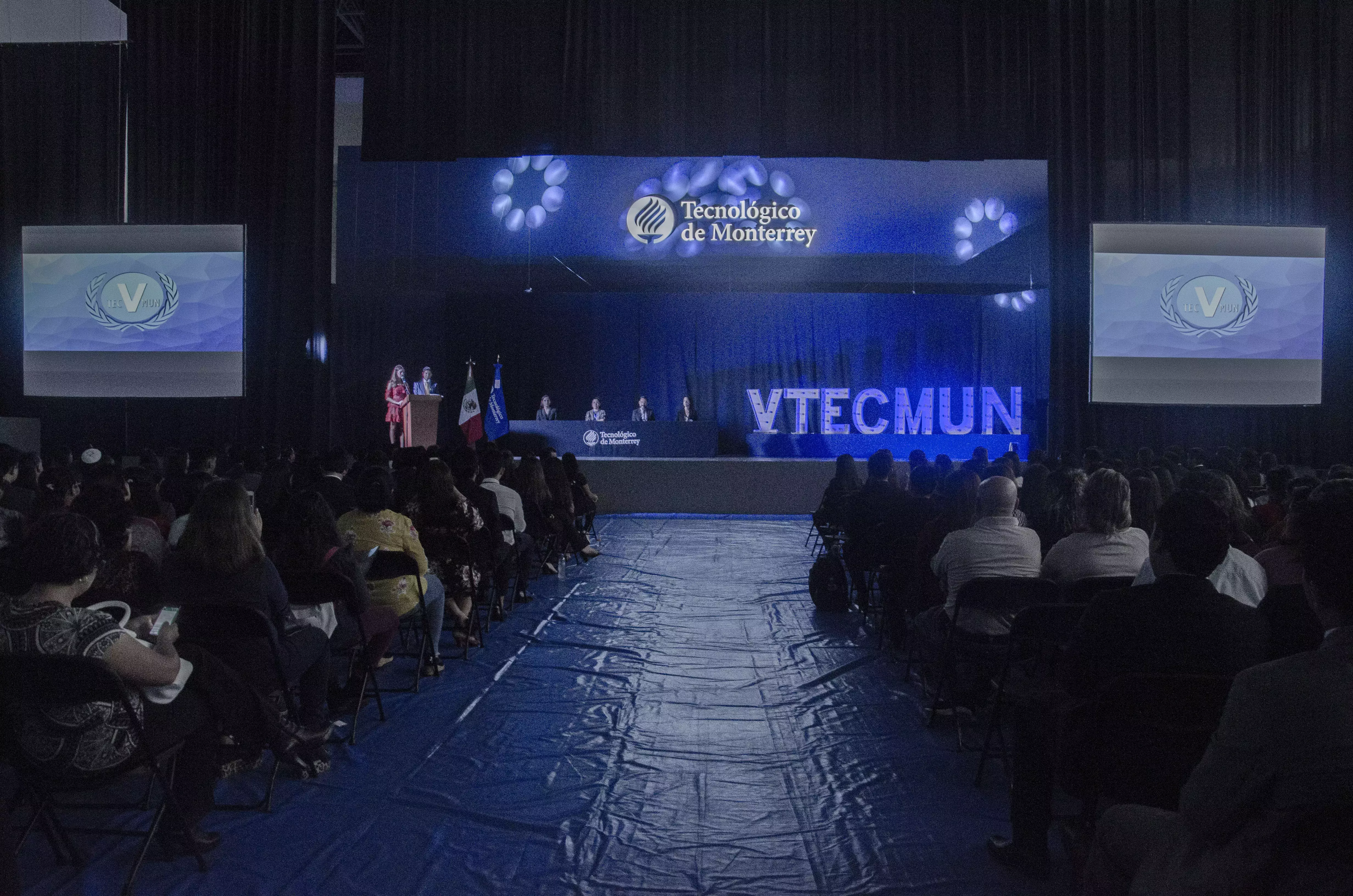 ¡Descubre cómo se vivió VTECMUN 2018!