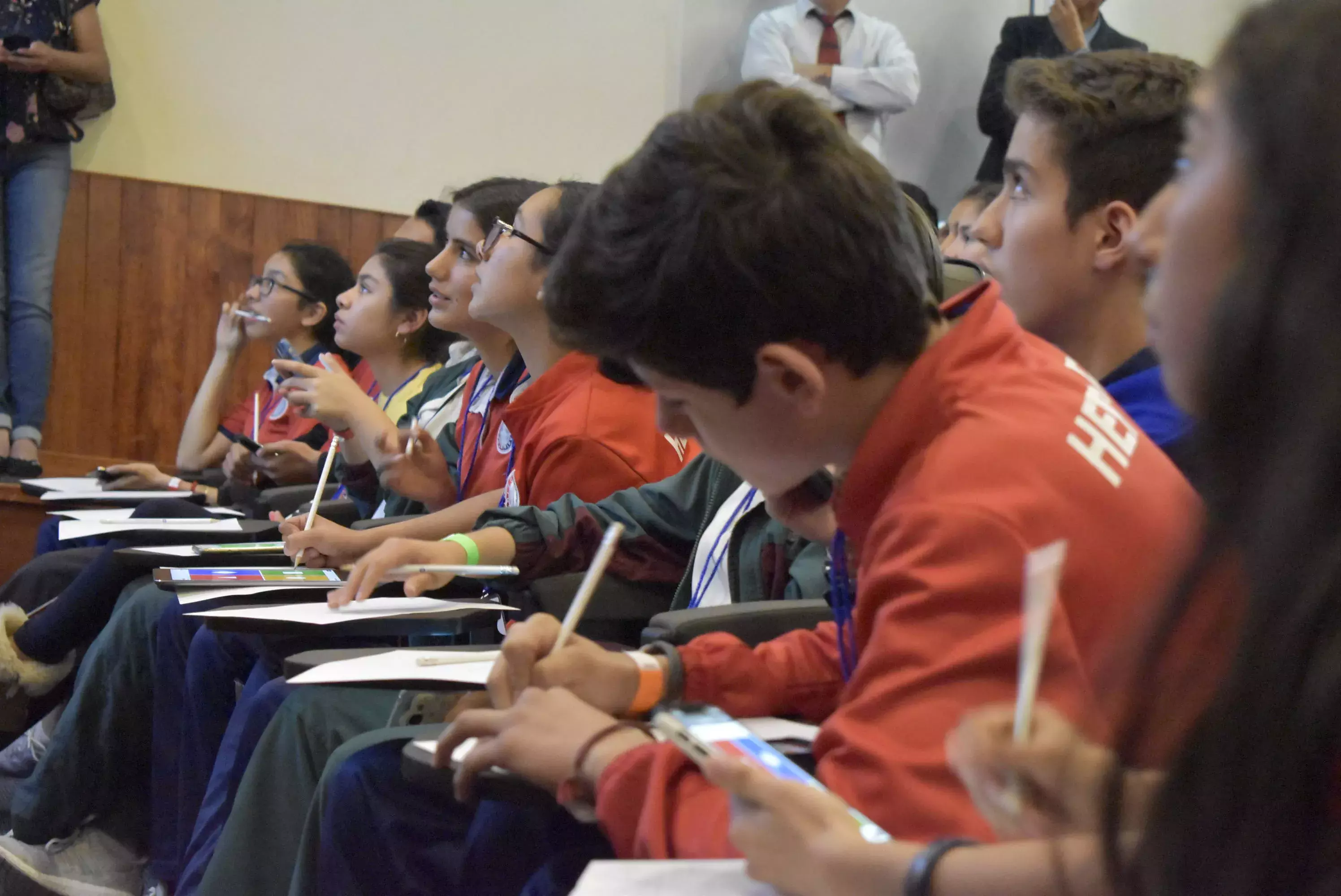 Finalistas de Ironmath y Wordbusters de en la etapa final