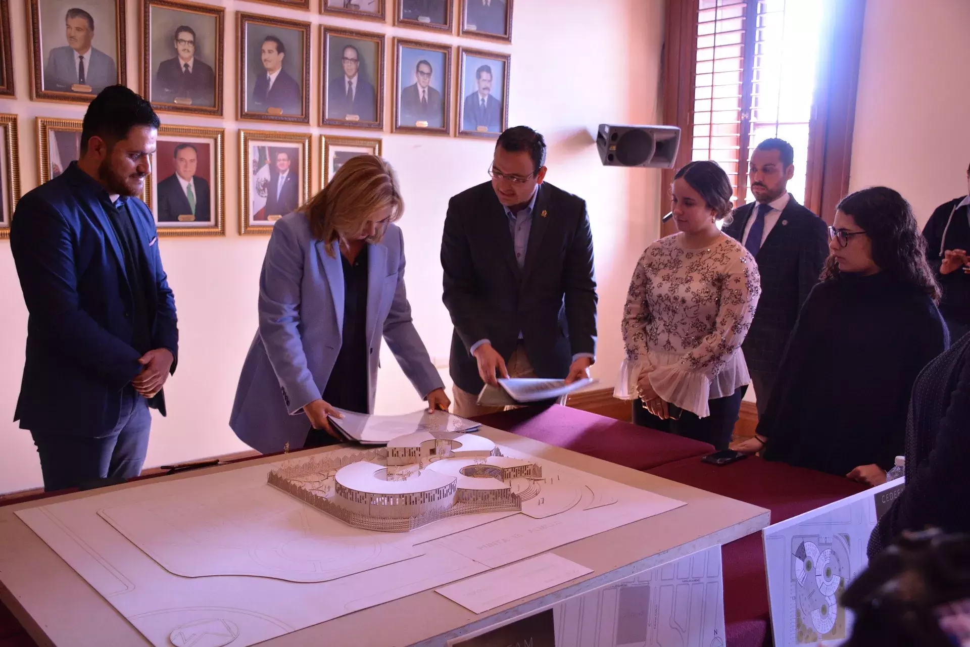 Alumnos presentaron los proyectos en el  Palacio Municipal 