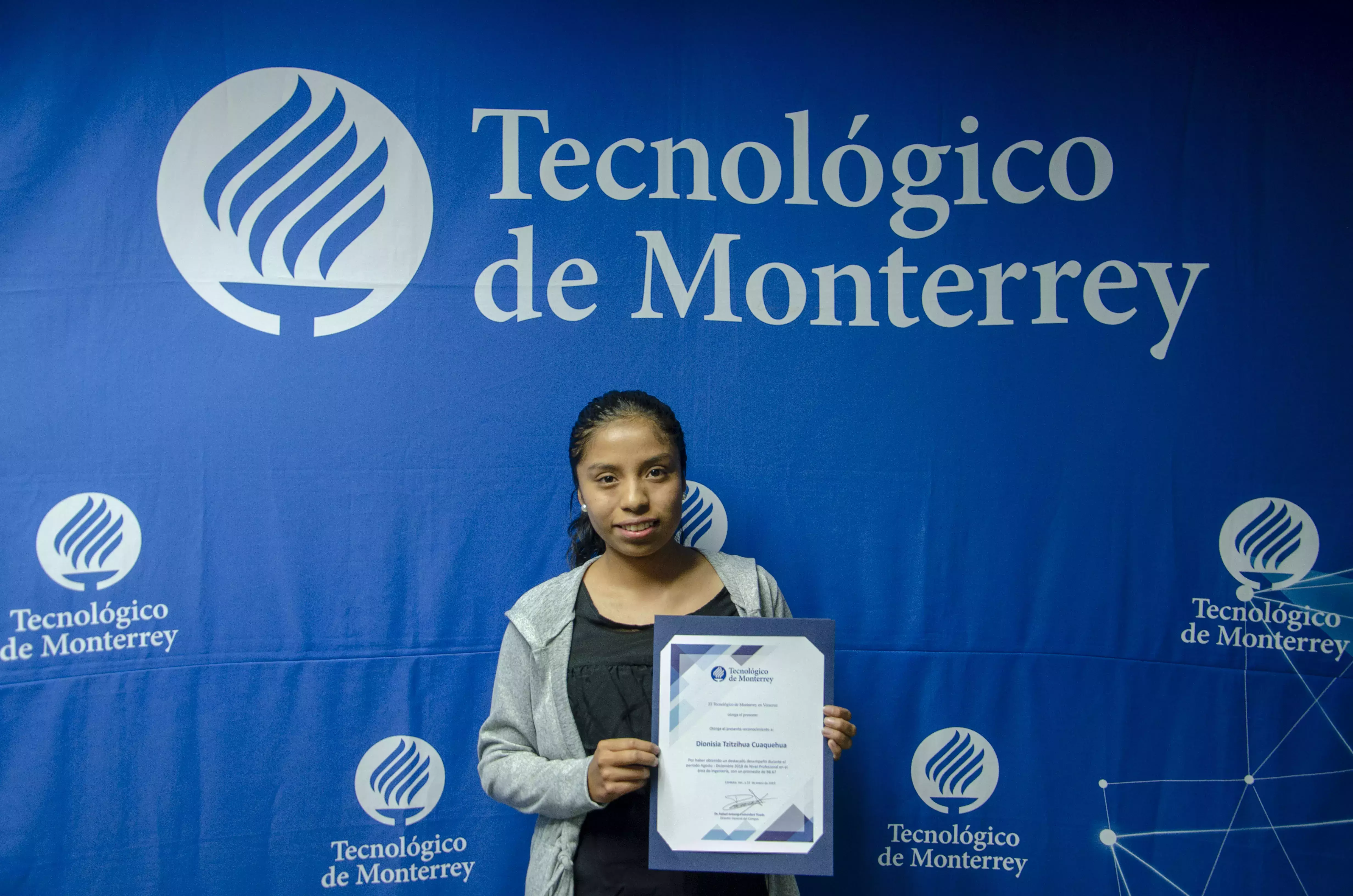 Reconoce Tec Veracruz a los mejores estudiantes del año (fotogalería)