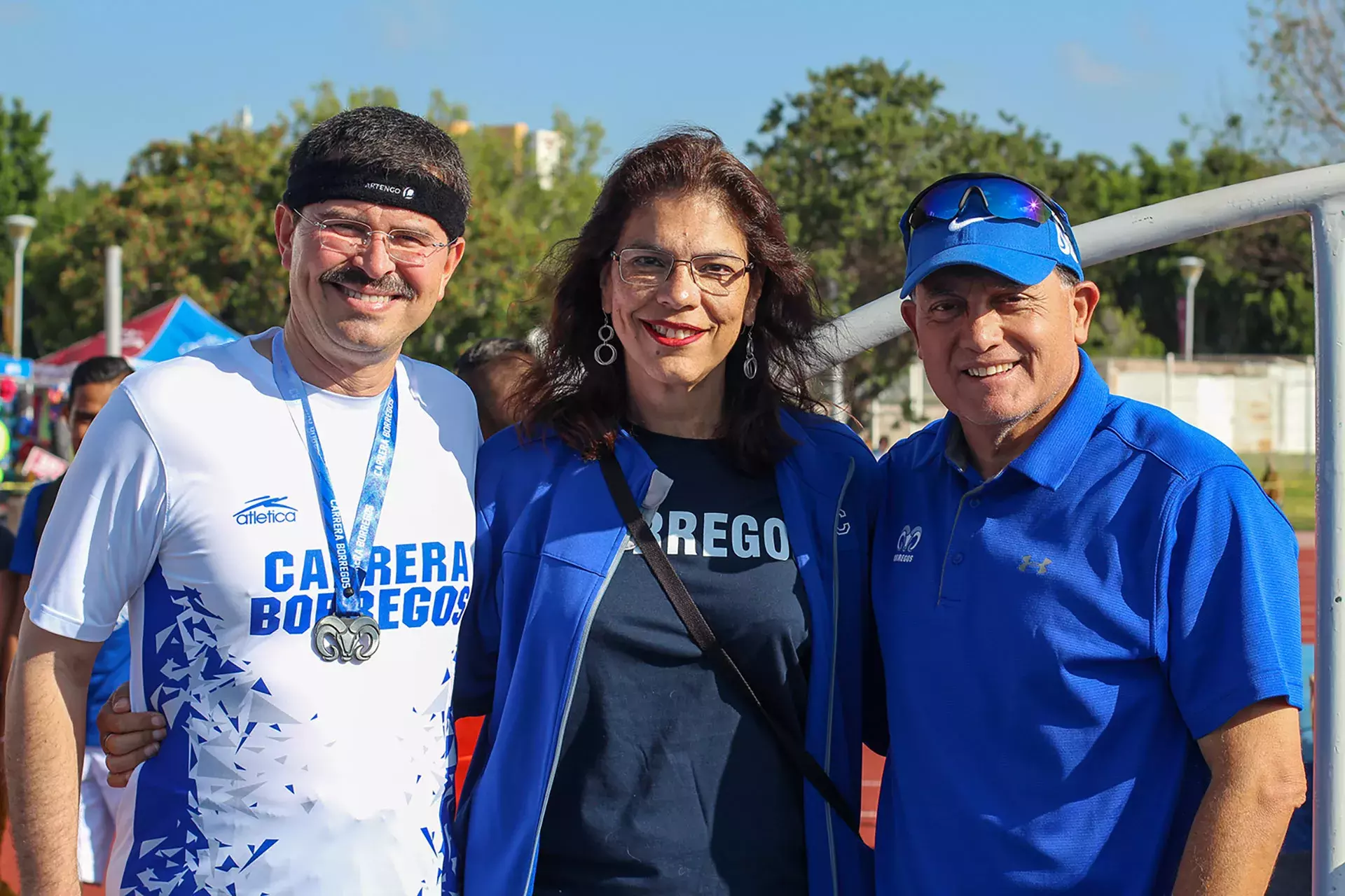 alumnos del tec en carrera borregos 