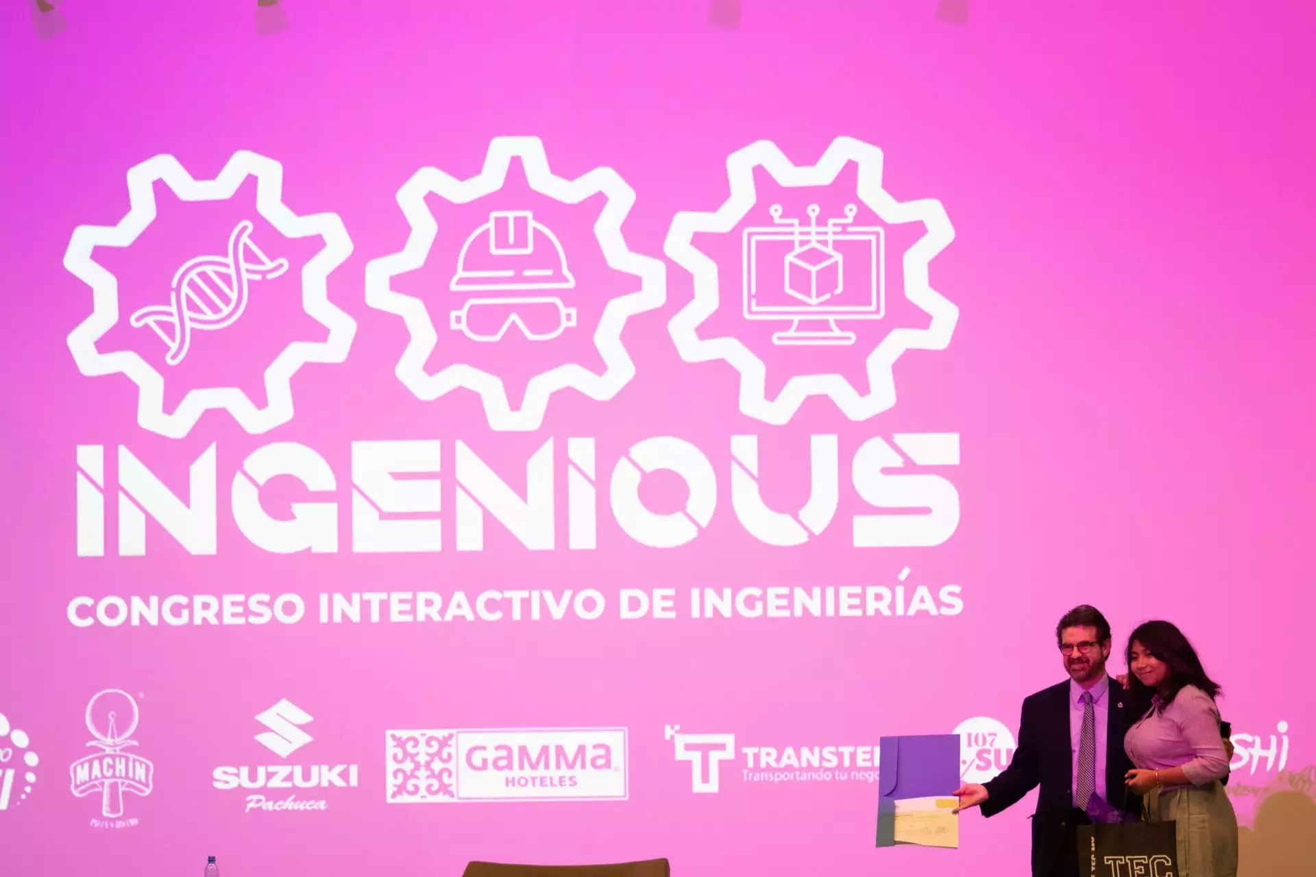 Conferencia ¿Estás listo para el cambio exponencial? impartida por Manuel Zertuche, Decano Nacional de la Escuela de Ingenierías y Ciencias del Tecnológico de Monterrey