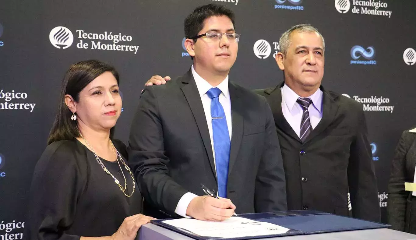 Firma-titulo-Tec-Mty