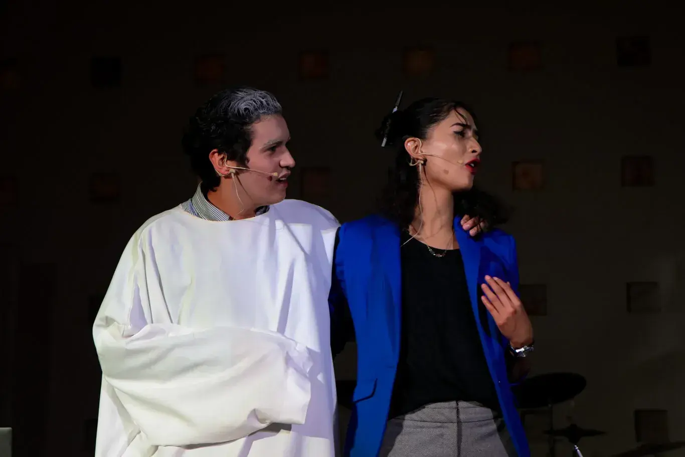 Canto, danza, música en el festival de arte del tec de monterrey en Zacatecas
