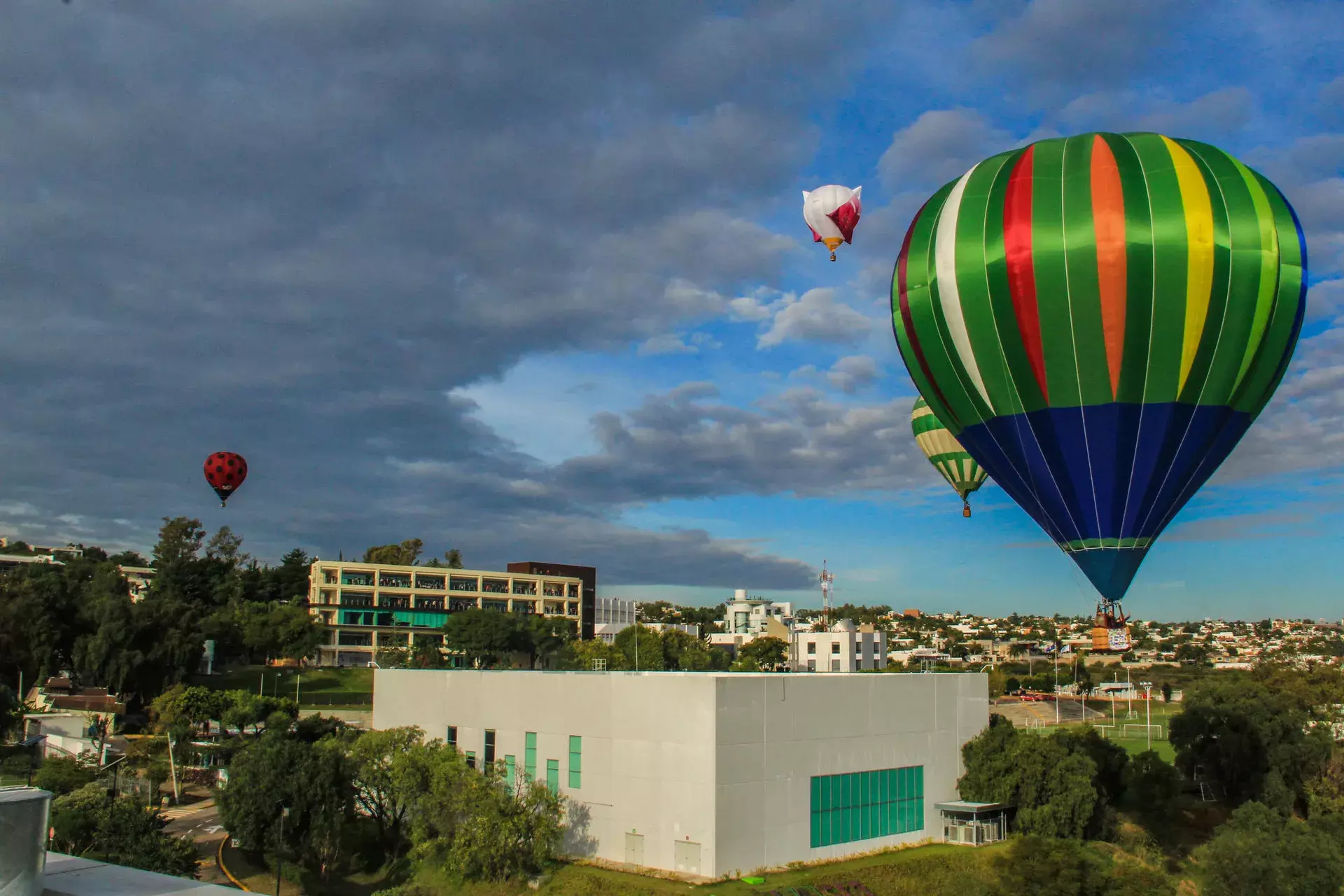 Festival Internacional del Globo desde el Tec