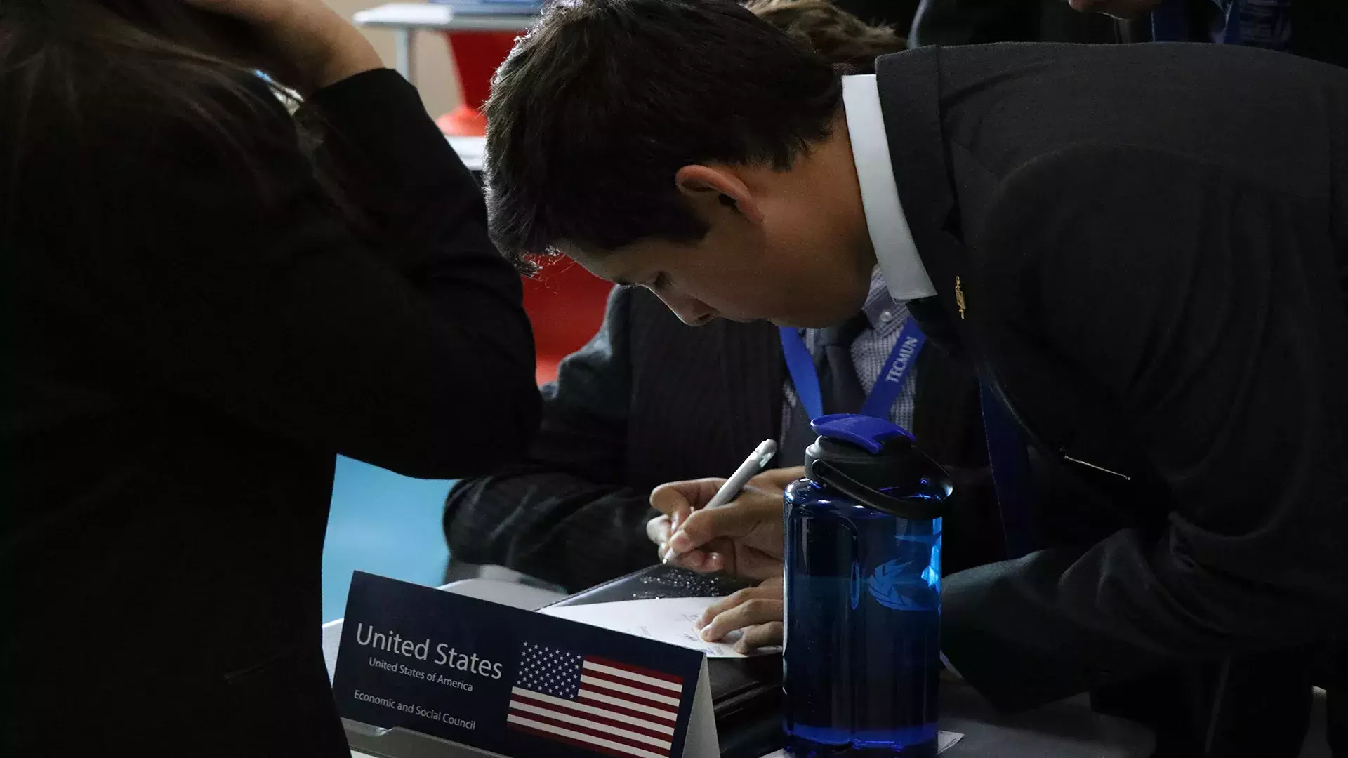 Delegado de EEUU en el Consejo Económico y Social.  