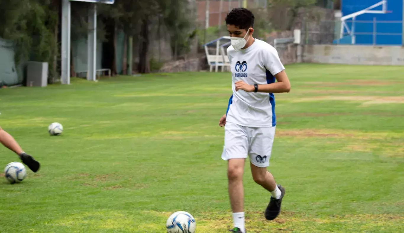 Entrenamiento Fútbol Campus Irapuato 