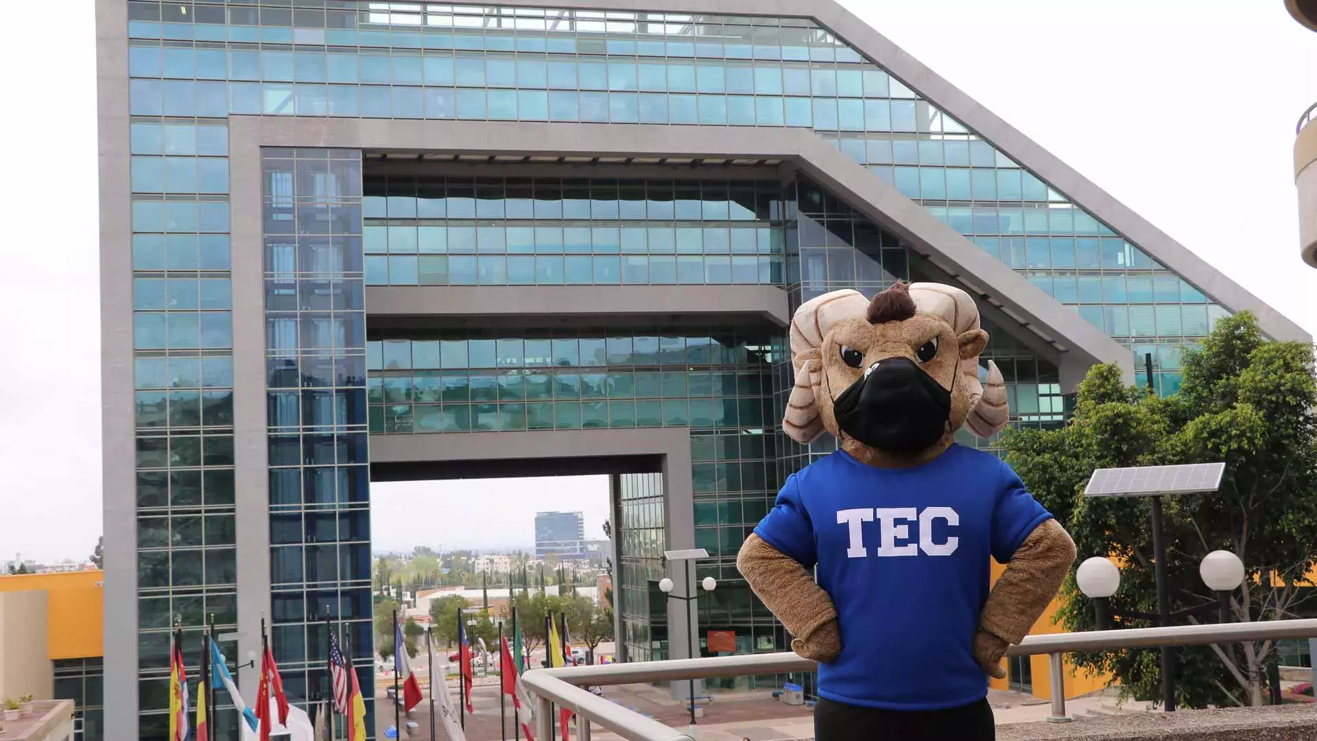 Teus recibió a la comunidad del Tec campus San Luis Potosí.