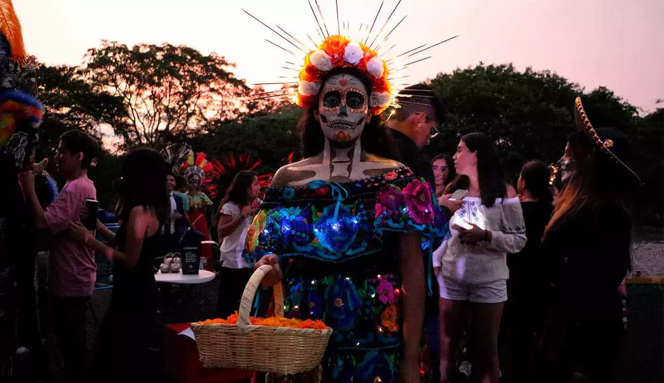 La PrepaTec celebró el tradicional Día de Muertos en el noveno festival Omeyocán 2022 en el Tec campus Cuernavaca