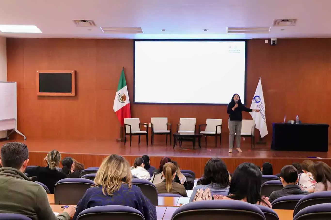 Congreso para padres de familia en PrepaTec Guadalajara.