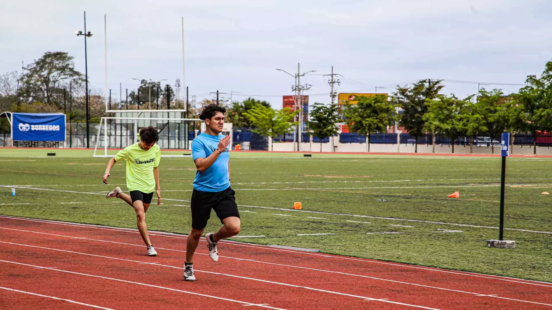 Campus-Tampico-celebra-su-competencia-deportiva-anual-9