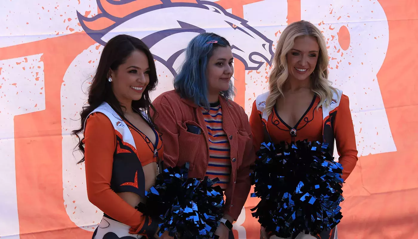 Denver Broncos visitan Tec campus Santa Fe