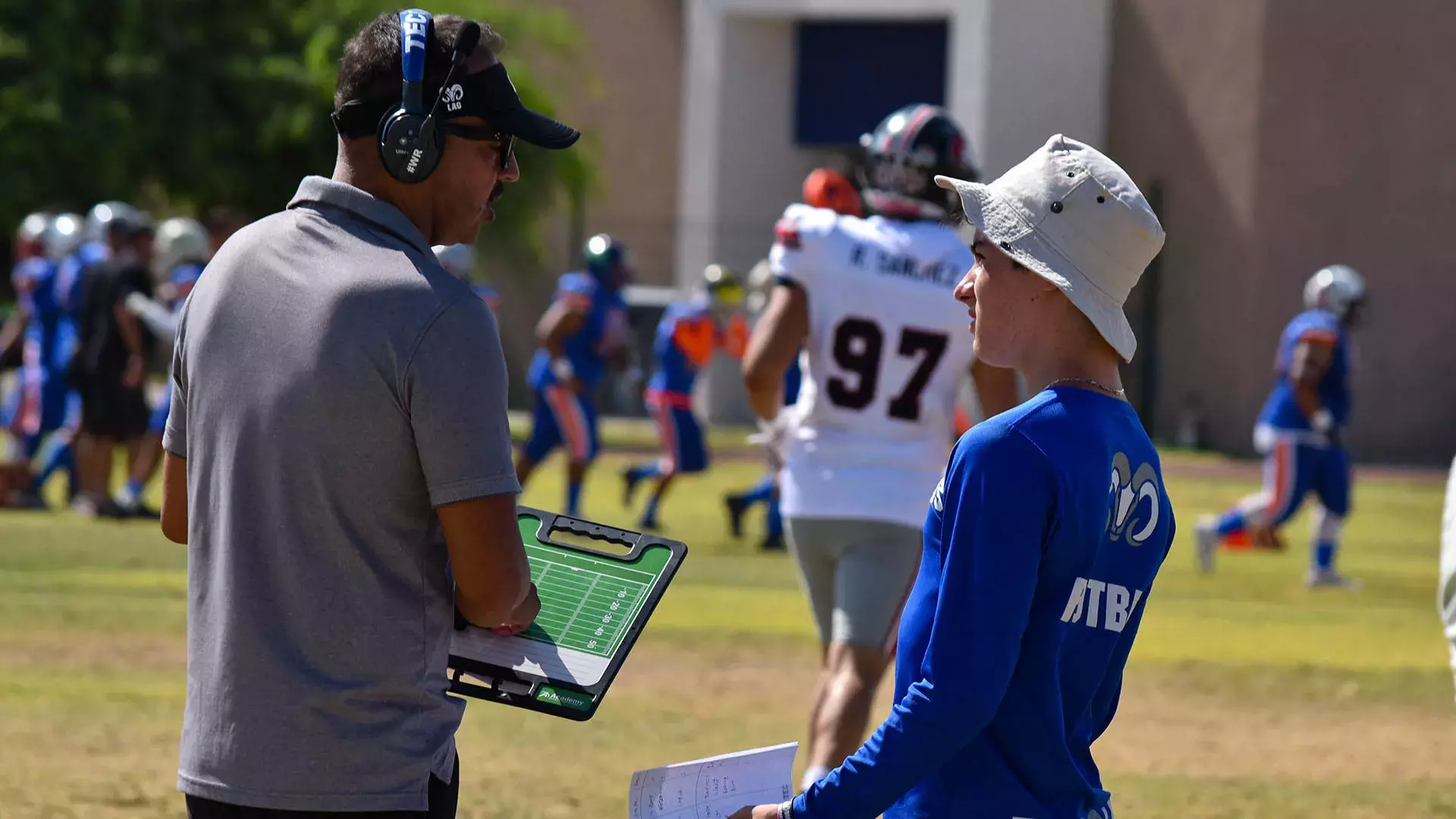 coach y asistente en el torneo nacional de futbol americano u17