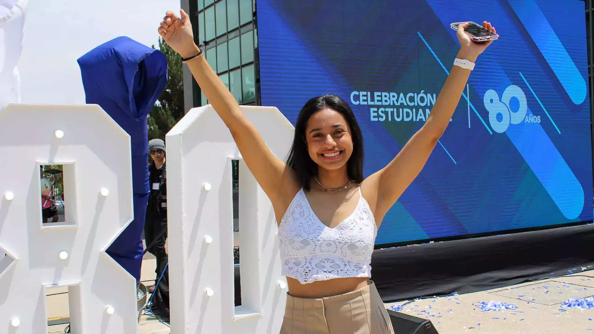 Celebración estudiantil 80 aniversario Tec