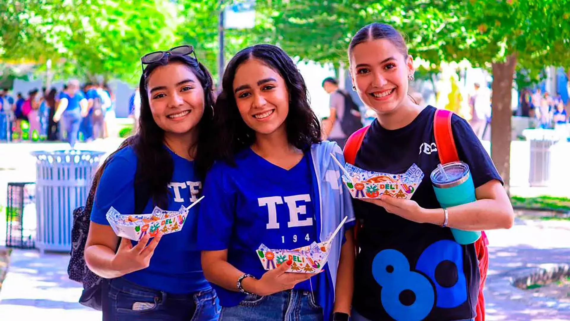 Celebración estudiantil 80 aniversario Tec