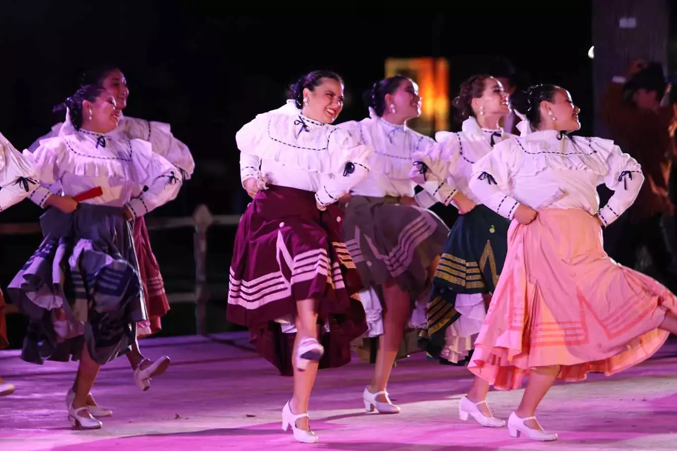 Espectáculo de baile folclórico Sueño Norteño fue presentado en el Tec Guadalajara.