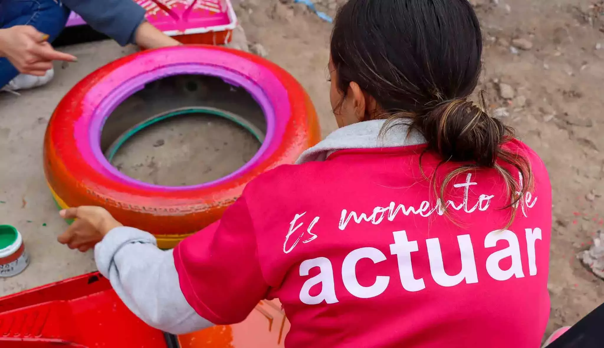 Pintando en Voluntariado Tec