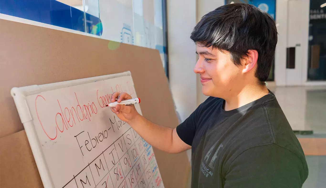 Alumno contando los días para FIRST