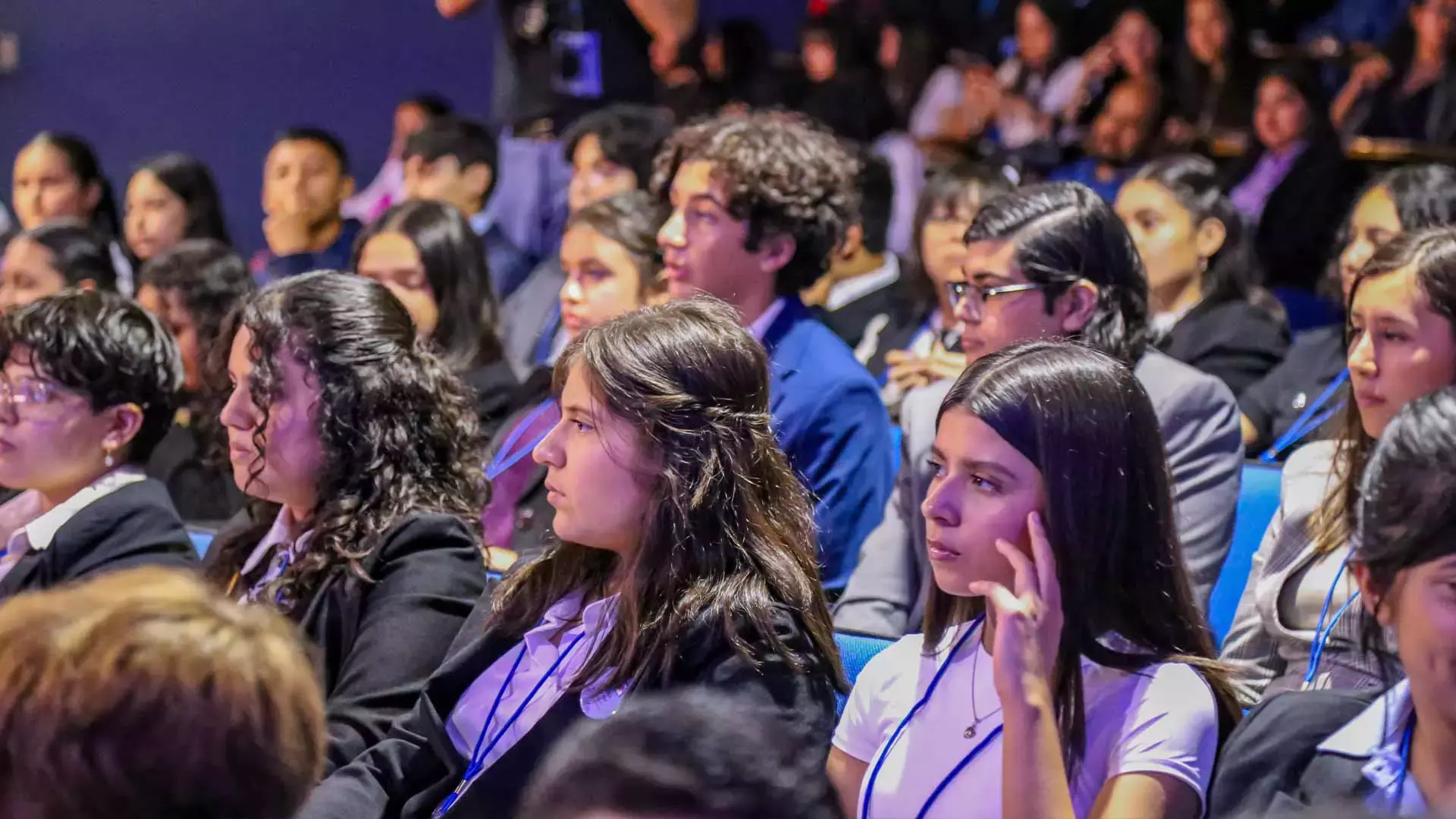 estudiantes en TECMUN en Tec Campus Tampico en inauguración