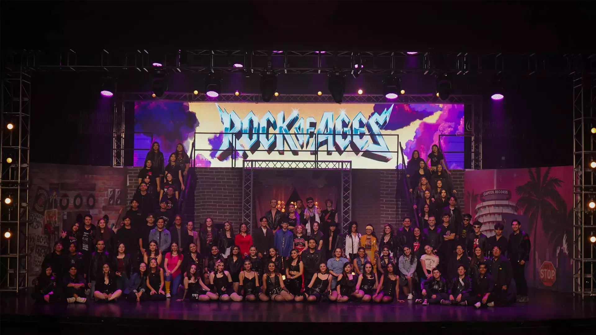 Cantantes, bailarines y músicos de Rock of Ages