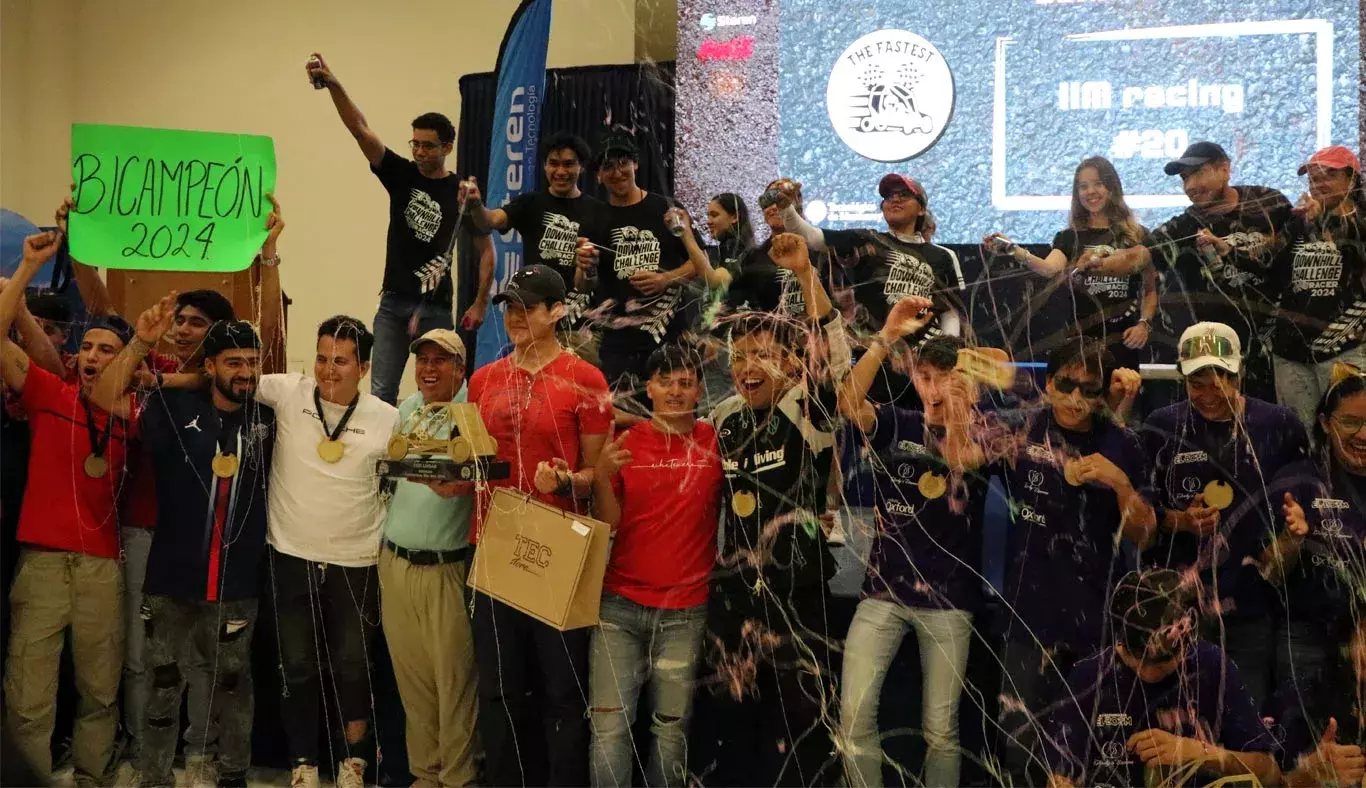 Por sexto año, la Escuela de Ingeniería y Ciencias y la Sociedad de Estudiantes de Ingeniería del Tecnológico de Monterrey en Cuernavaca llevaron a cabo la carrera de autos sin motor, Downhill Challenge Racer.