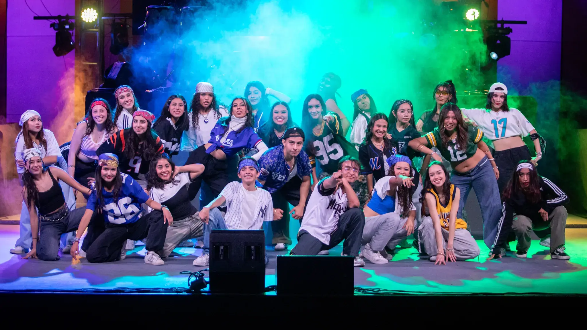 Estudiantes y EXATEC de campus Hidalgo durante su presentación en Ensamble Legacy