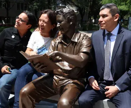Estatuas de profesores del Tec de Monterrey