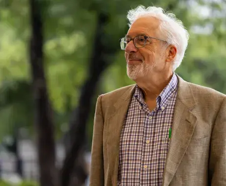 Steven Popper, el docente Tec que enseña a decidir en la incertidumbre