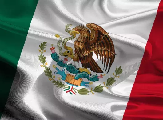 Historia y curiosidades de la Bandera de México