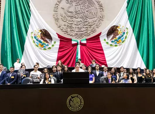 Alumnos organizan Parlamento Juventudes Tec