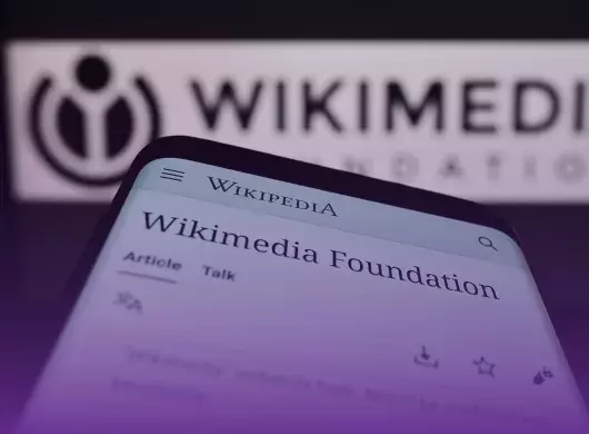 Estudiantes crean artículos de wikipedia