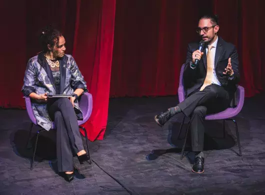 Judith Ruiz Godoy y Branko Pérez durante el conversatorio previo al estreno del documental "Eugenio".